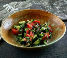 Овощной салат по-грузински со специями