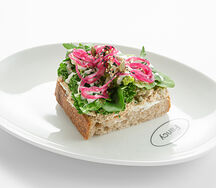 Тост с рийетом из тунца