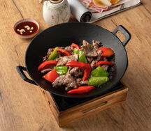 Говядина в пряных перцах