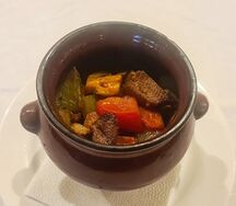Жаркое из баранины в горшочке
