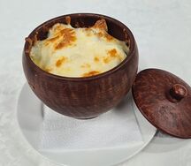 Жаркое из курицы в горшочке