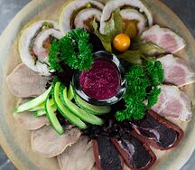 Ассорти мясное