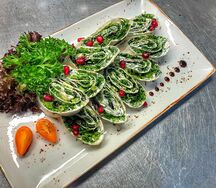 Рулет с зеленью и сыром фета