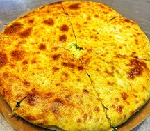 Пирог с сыром, картошкой и зеленью