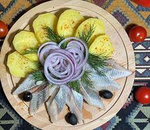 Селедка с картошкой
