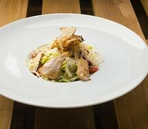 Цезарь с курицей