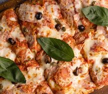 Пицца римская Scrocchiarella Мясное ассорти