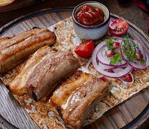 Шашлык из свиных ребрышек