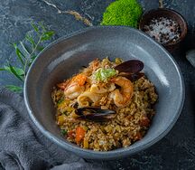 Микс риса с дарами моря