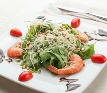 Салат Руккола с креветками