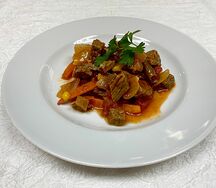 Говядина с овощами