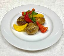 Шампиньоны с овощами