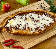 Пидэ Микс с говядиной и сыром