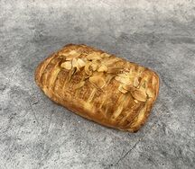 Слойка с яблоком и миндалём