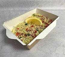 Салат с кус-кусом и свежими овощами