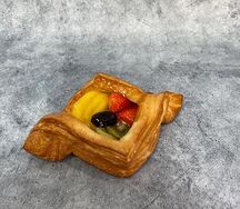 Дениш с фруктами
