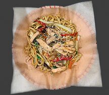 Вок пшеничная лапша с курицей