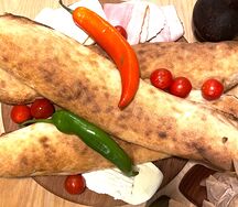 Хачапури из тандыра с беконом и сыром
