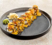 Ролл манго-лосось