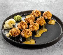 Ролл запеченный спайси краб