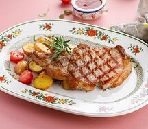 Свиная корейка на ребрышке гриль