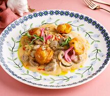 Куриные сердечки в сливочном соусе