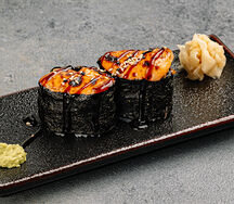 Запеченные суши лосось