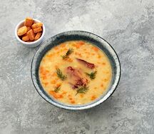 Гороховый суп с беконом