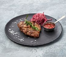 Свиная шея на гриле