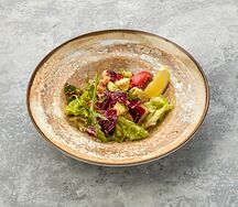 Салат с авокадо и киноа