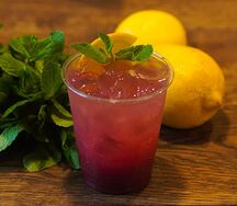 Домашний лимонад вишня-мята 