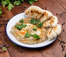 Бабагануш с питой