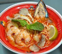 Рамен Том ям