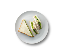 Треугольник с сыром и ветчиной