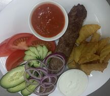 Люля-кебаб из баранины с гарниром