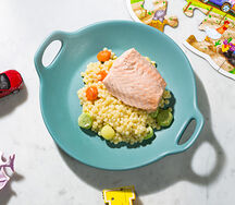 Паровой лосось с пастой птитим