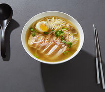 Рамен с куриной грудкой