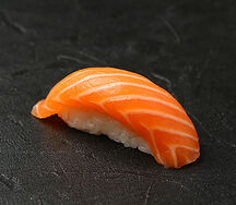 Суши лосось