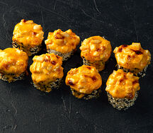 Ролл с запеченным кальмаром