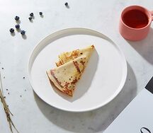 Блины со сметаной