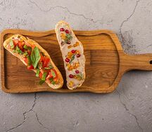 Кростини с паштетом из цыпленка