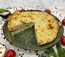 Пирог с курицей и сыром