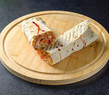 Донер в лаваше с курицей