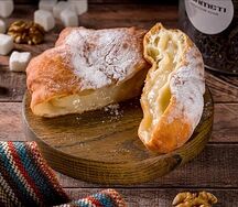 Пончик с заварным кремом