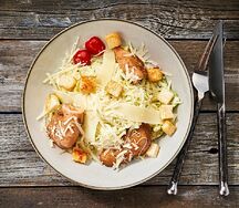 Цезарь с курицей
