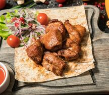 Шашлык из cвинoй шейки