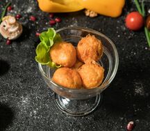 Сырные шарики с беконом