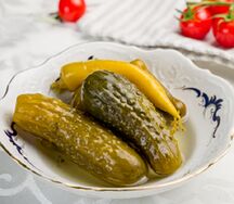 Огурцы маринованные