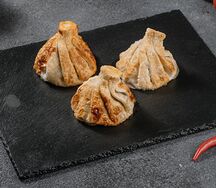Жареные хинкали с грибами