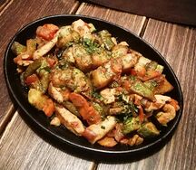 Горячая сковородка со свининой